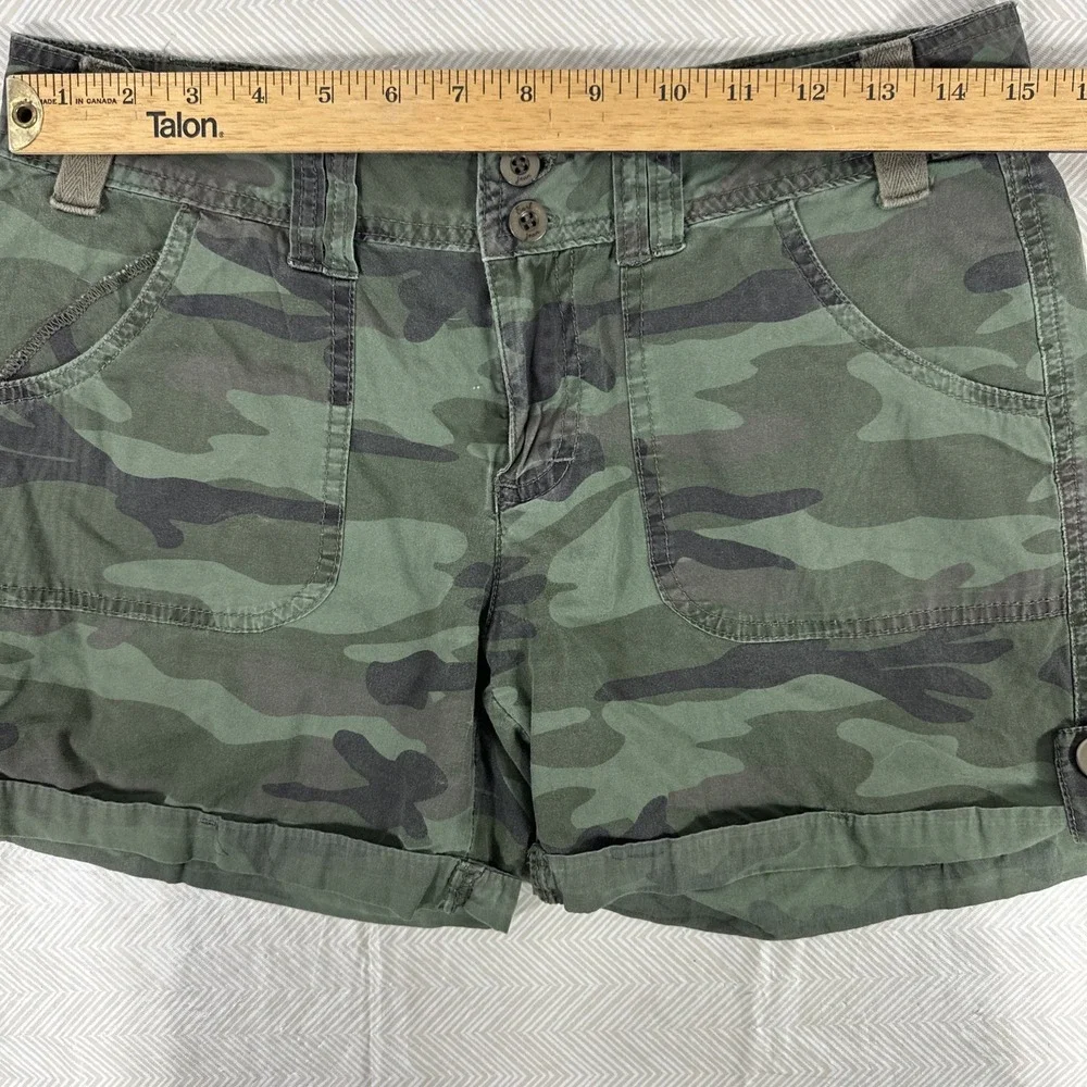 Earl Jean Camo Womens 4 Shorts ‎ Roll Tab Hem 100% cotton Lightweight Casual